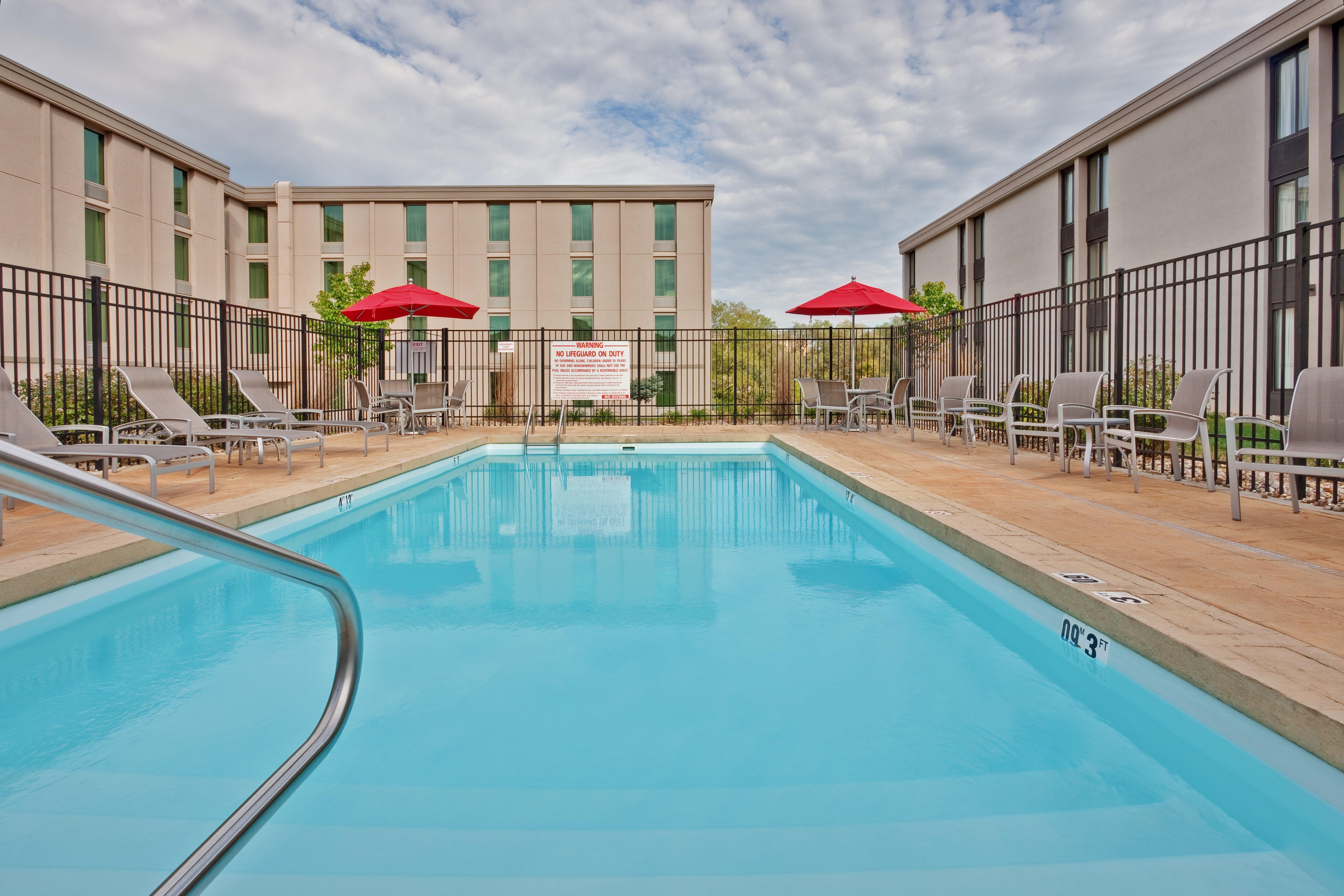 Holiday Inn Bloomington-University Area By Ihg Exteriör bild
