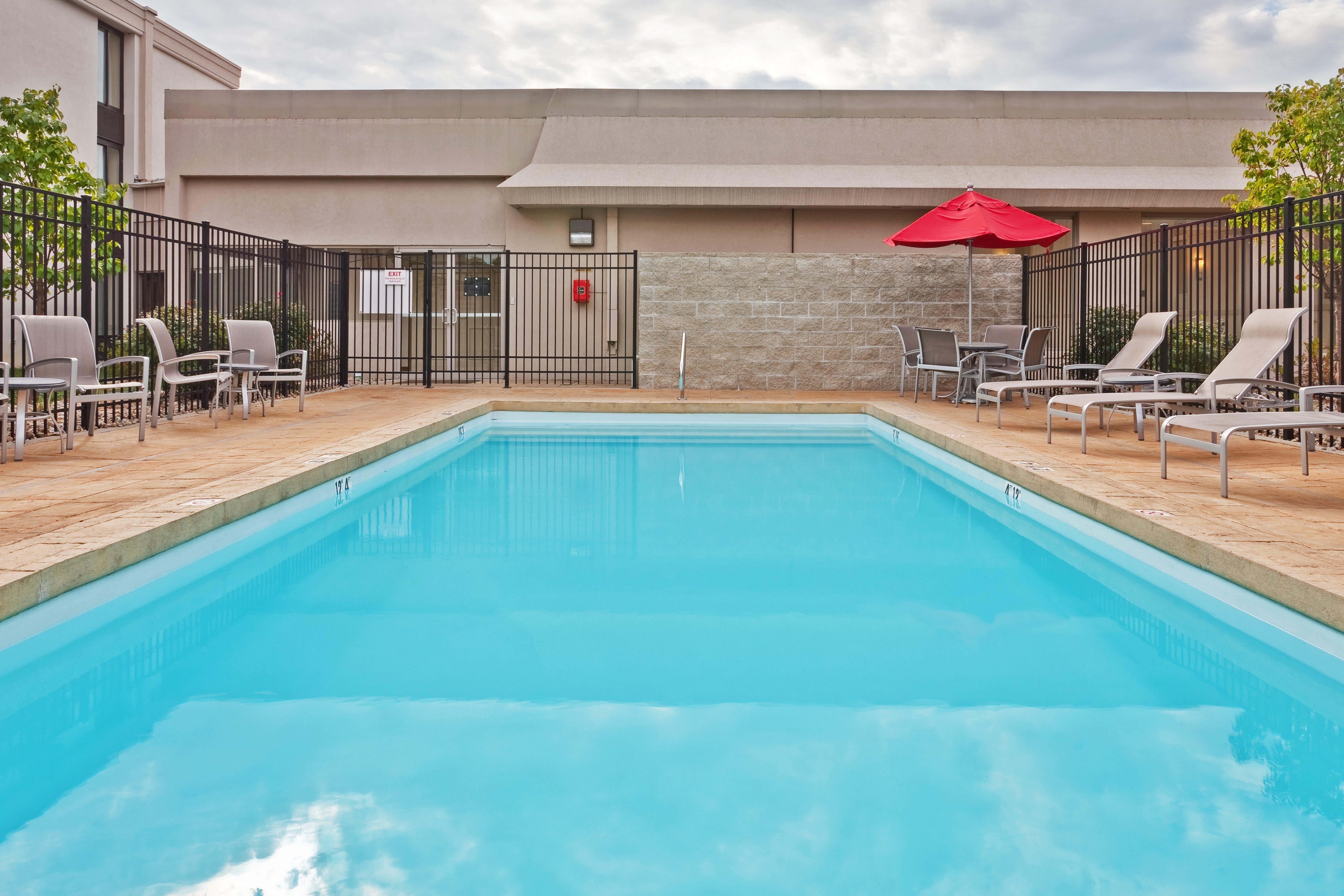 Holiday Inn Bloomington-University Area By Ihg Exteriör bild