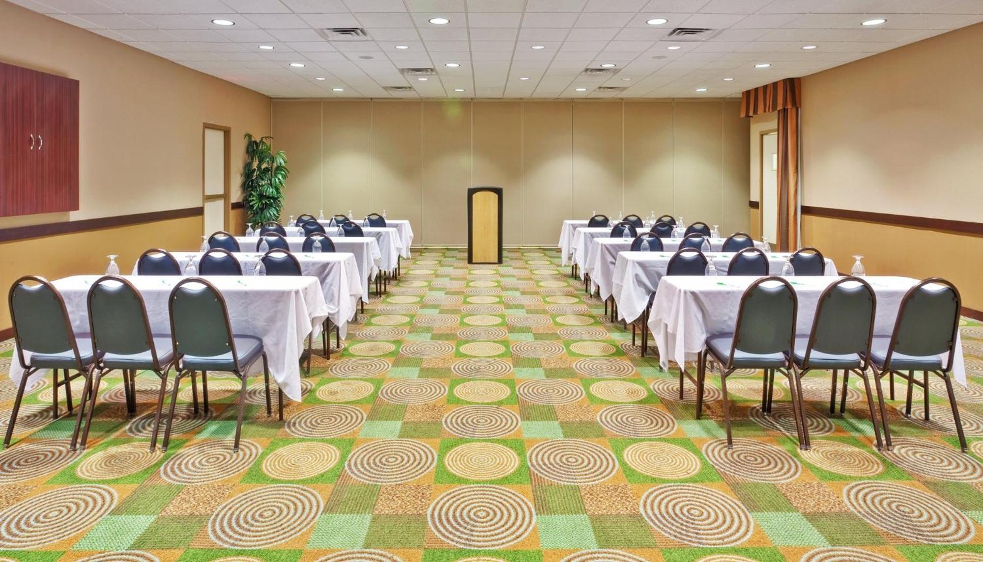 Holiday Inn Bloomington-University Area By Ihg Exteriör bild