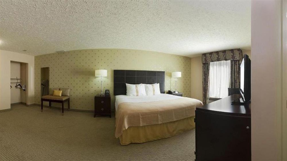 Holiday Inn Bloomington-University Area By Ihg Exteriör bild