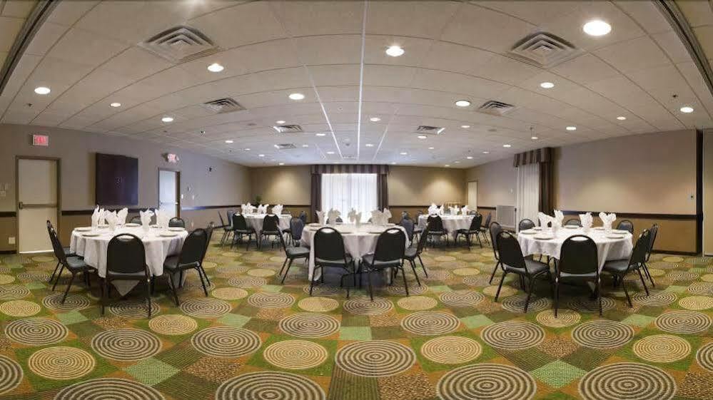 Holiday Inn Bloomington-University Area By Ihg Exteriör bild